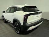 New 2025 Nissan Kicks SR image 6