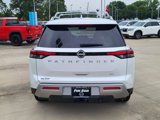 New 2025 Nissan Pathfinder SL w/ SL Premium Package image 3