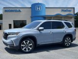 Used 2025 Honda Pilot Touring image 2