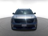 Used 2024 Kia Sorento S image 3