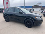 Used 2016 Nissan Rogue S image 2