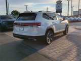 New 2026 Volkswagen Atlas SE image 4