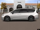 New 2025 Chrysler Pacifica Limited image 3