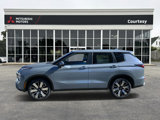 New 2025 Mitsubishi Outlander SE image 2