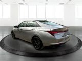 Used 2023 Hyundai Elantra SEL image 2