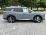New 2025 Nissan Pathfinder Platinum image 4