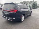 New 2025 Chrysler Pacifica Select image 5
