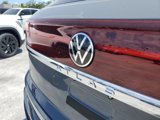 New 2025 Volkswagen Atlas Cross Sport SEL Premium R-Line image 5