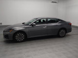 Used 2023 Nissan Altima 2.5 SV image 2