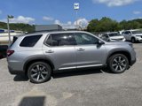 New 2025 Honda Pilot Touring image 2