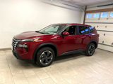 Used 2024 Nissan Rogue SV image 3