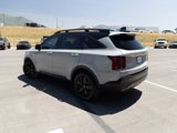 Used 2023 Kia Sorento S w/ Panoramic Sunroof Package image 4