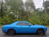 Used 2023 Dodge Challenger SXT w/ Blacktop Package image 5