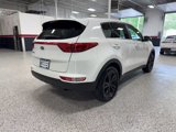 Used 2018 Kia Sportage LX image 3
