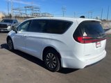 New 2025 Chrysler Pacifica Select image 6