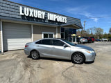 Used 2017 Toyota Camry XLE w/ Moonroof Package image 3
