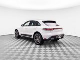 Used 2025 Porsche Macan image 3