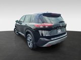 Used 2022 Nissan Rogue SV image 4