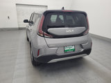 Used 2023 Kia Soul LX w/ LX Technology Package image 6