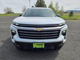 New 2025 Chevrolet Traverse High Country image 2