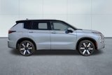 New 2025 Mitsubishi Outlander SEL image 3