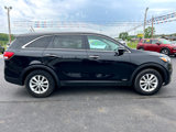 Used 2017 Kia Sorento AWD image 6