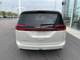 Used 2021 Chrysler Pacifica Touring-L image 5