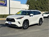 Used 2021 Toyota Highlander XLE image 2