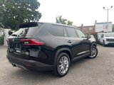 Used 2025 Toyota Grand Highlander AWD image 3