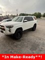 Used 2017 Toyota 4Runner SR5 Premium image 2