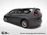 Used 2023 Chrysler Pacifica Touring-L image 3
