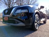 Used 2021 Nissan Rogue SV image 2