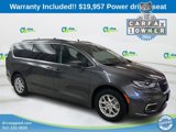Used 2022 Chrysler Pacifica Touring-L image 3