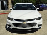 Used 2018 Chevrolet Malibu LT w/ Driver Confidence Package image 2
