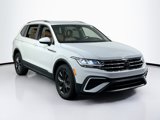 Used 2024 Volkswagen Tiguan SE image 3