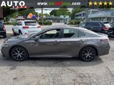 Used 2024 Toyota Camry SE image 4