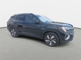 New 2025 Volkswagen Atlas SE image 3