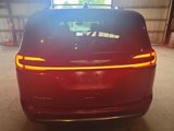 Used 2022 Chrysler Pacifica Touring-L image 4