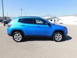 New 2025 Jeep Compass Latitude image 2