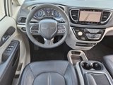 Used 2022 Chrysler Pacifica Touring-L w/ Uconnect Theater Family Group image 6
