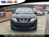 Used 2018 Nissan Rogue Sport S image 2