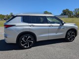 New 2025 Mitsubishi Outlander SEL image 4