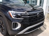New 2025 Volkswagen Atlas Peak Edition SE image 3