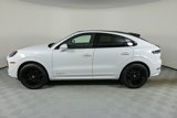 New 2025 Porsche Cayenne Coupe image 2