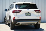 Used 2023 Ford Escape Platinum image 4