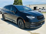New 2025 Chrysler Pacifica Select image 2