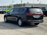 New 2026 Chrysler Pacifica Select image 5