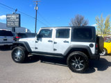 Used 2011 Jeep Wrangler Unlimited Rubicon w/ Connectivity Group image 3