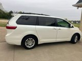 Used 2015 Toyota Sienna XLE Premium image 6
