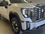 New 2025 GMC Sierra 2500 Denali w/ Denali Reserve Package image 3